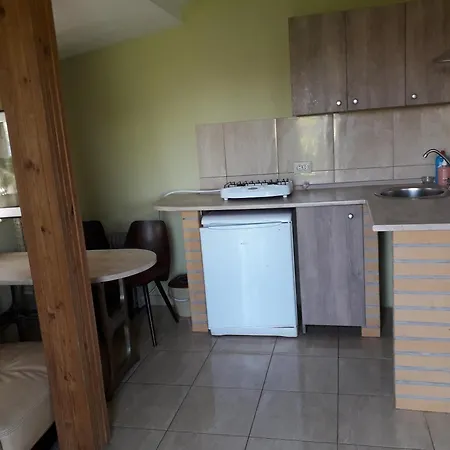 Apartment Vishnevyj Pereulok 15 *