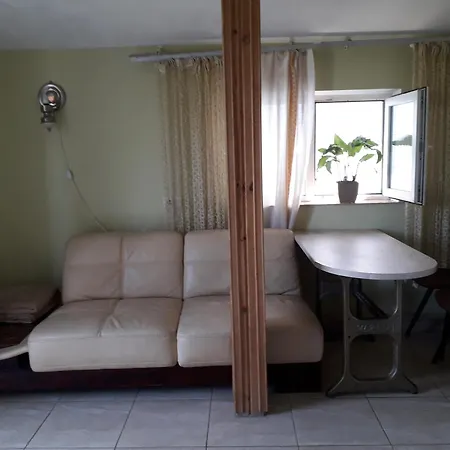 Apartment Vishnevyj Pereulok 15 Odesa