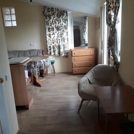 Vishnevyj Pereulok 15 Apartment